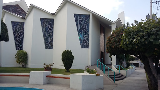 Exterior del templo parroquial